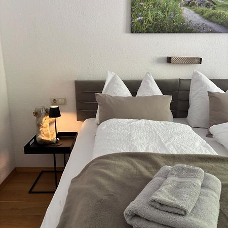Lechtaler Alpenblick Landeck - Privatzimmer & Ferienwohnung 외부 사진