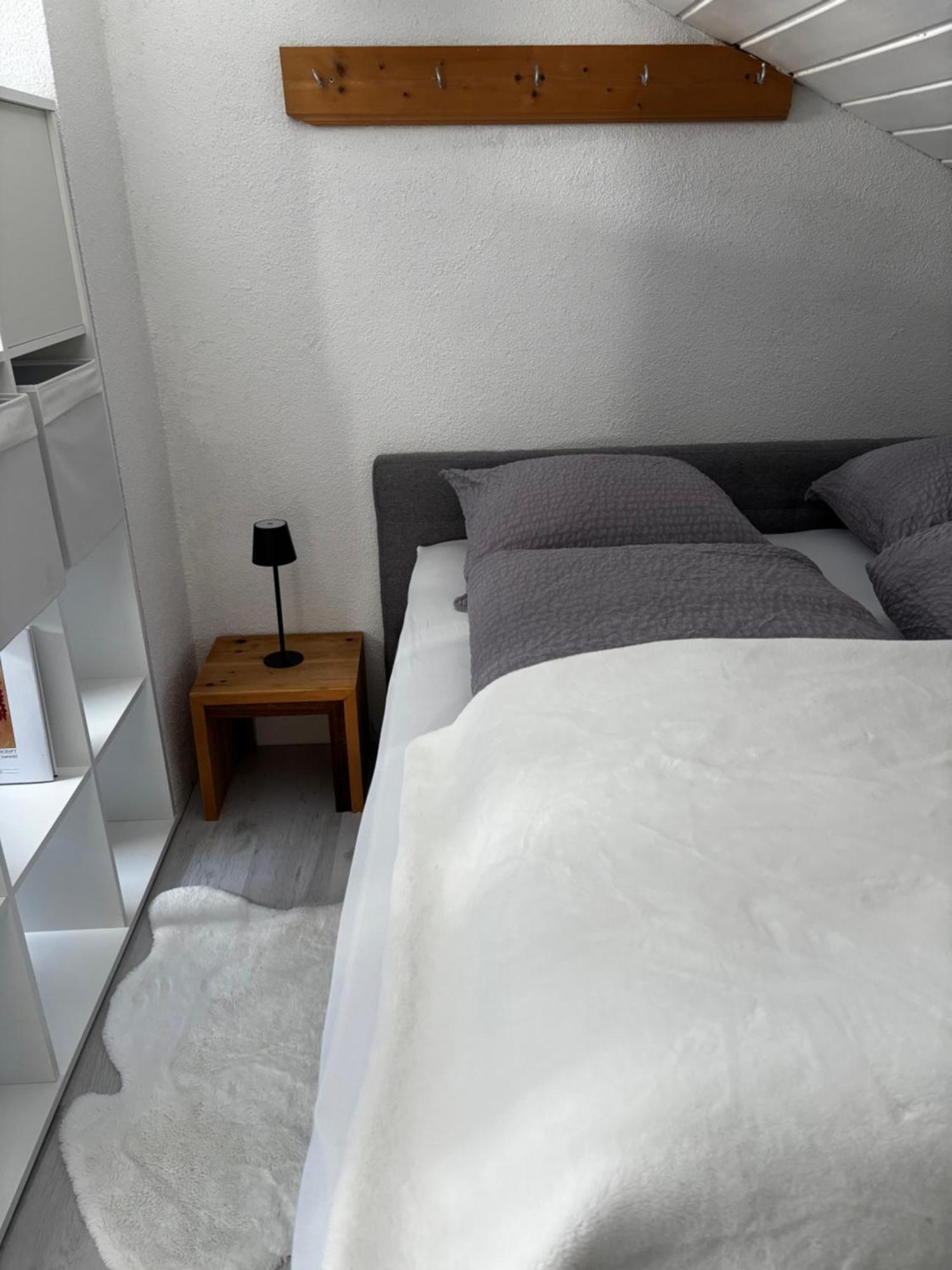 Lechtaler Alpenblick Landeck - Privatzimmer & Ferienwohnung 외부 사진