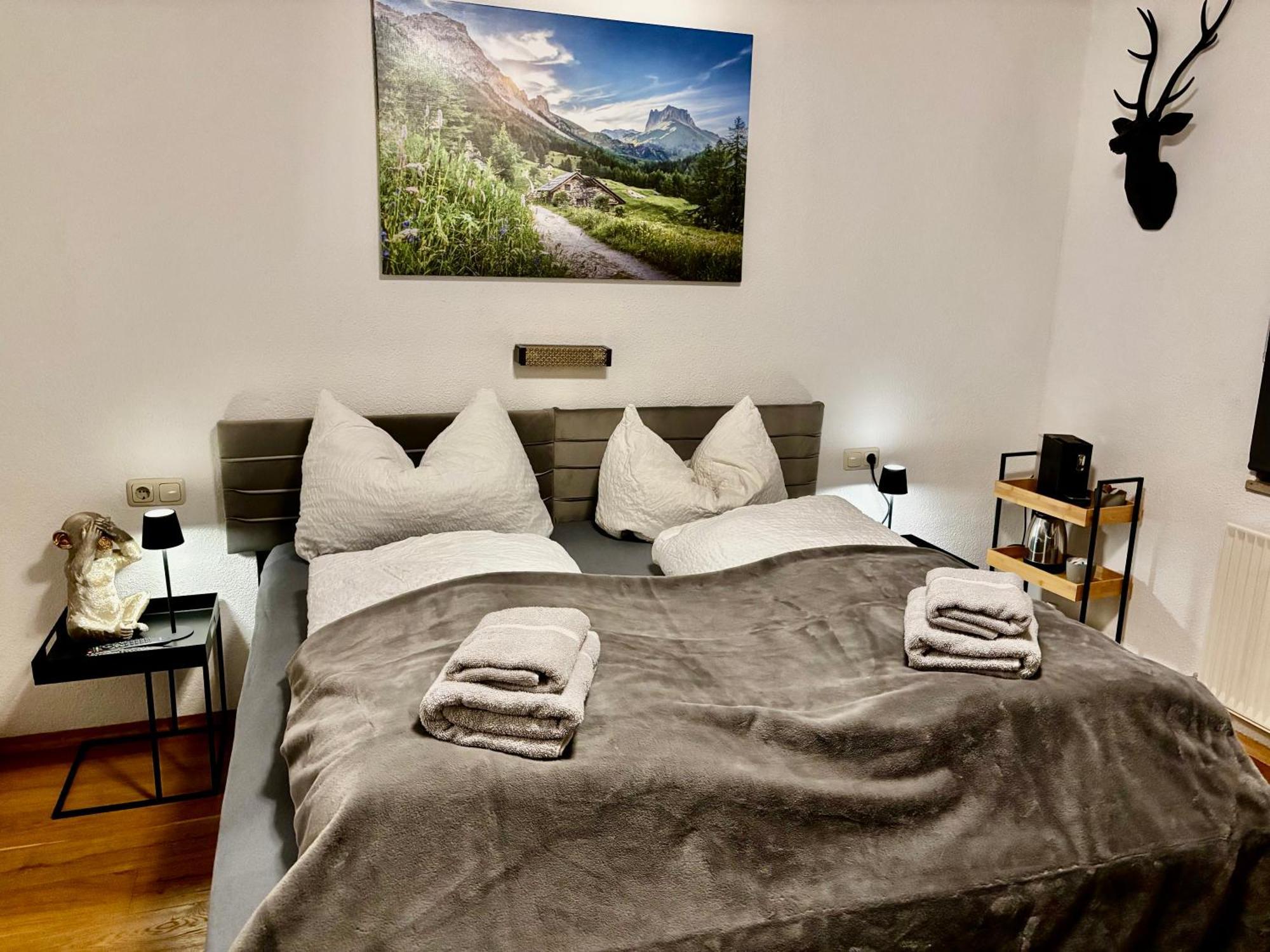Lechtaler Alpenblick Landeck - Privatzimmer & Ferienwohnung 외부 사진