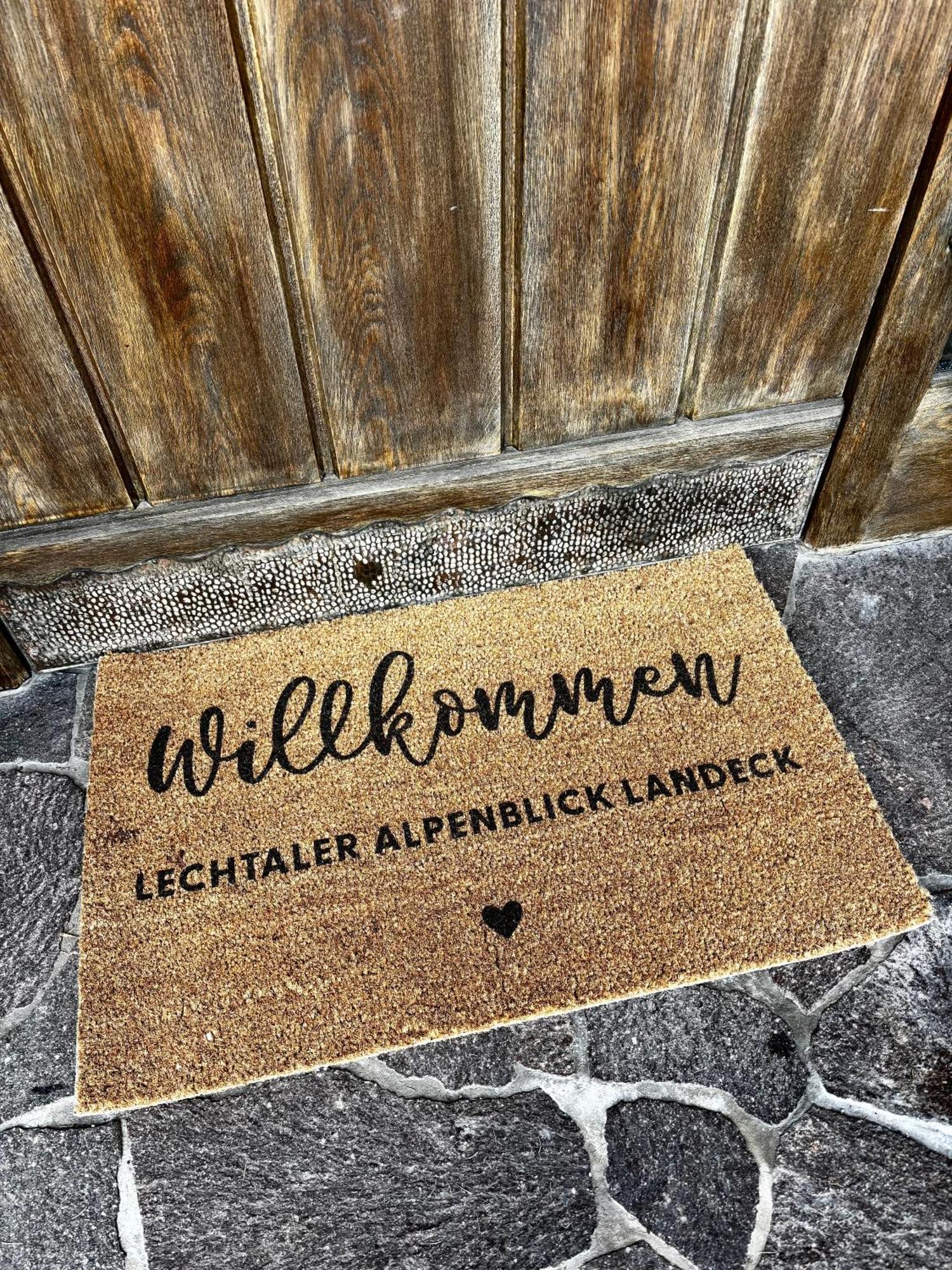 Lechtaler Alpenblick Landeck - Privatzimmer & Ferienwohnung 외부 사진