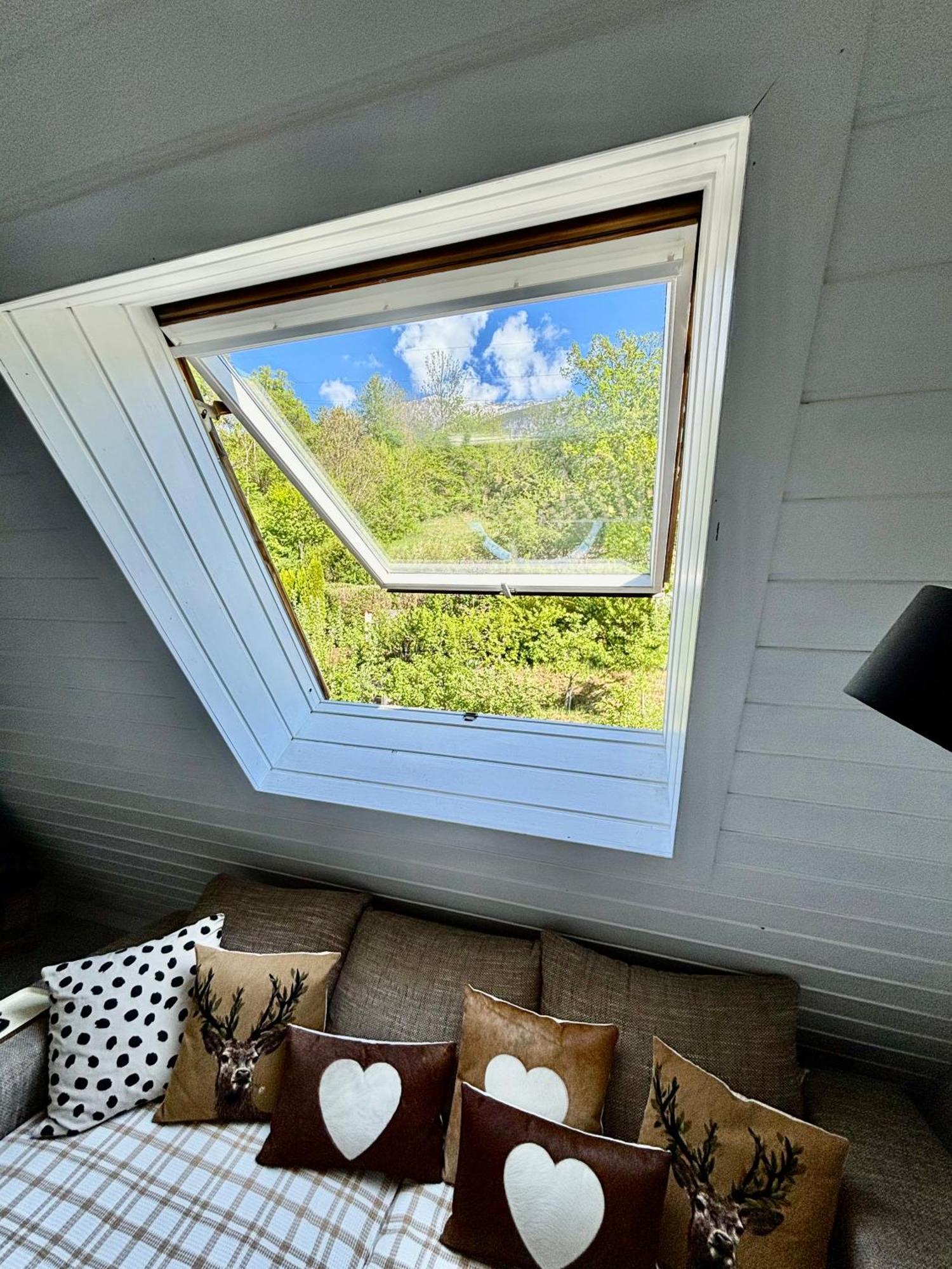 Lechtaler Alpenblick Landeck - Privatzimmer & Ferienwohnung 외부 사진